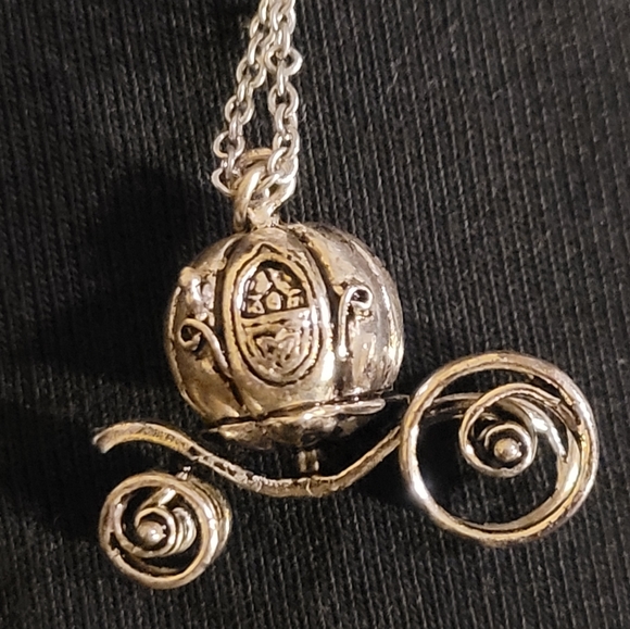 Sterling Silver Cinderella Pumpkin Carriage Charm with Chain - Picture 5 of 6